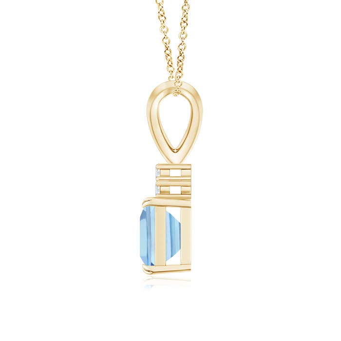 AAAA - Aquamarine / 0.58 CT / 14 KT Yellow Gold