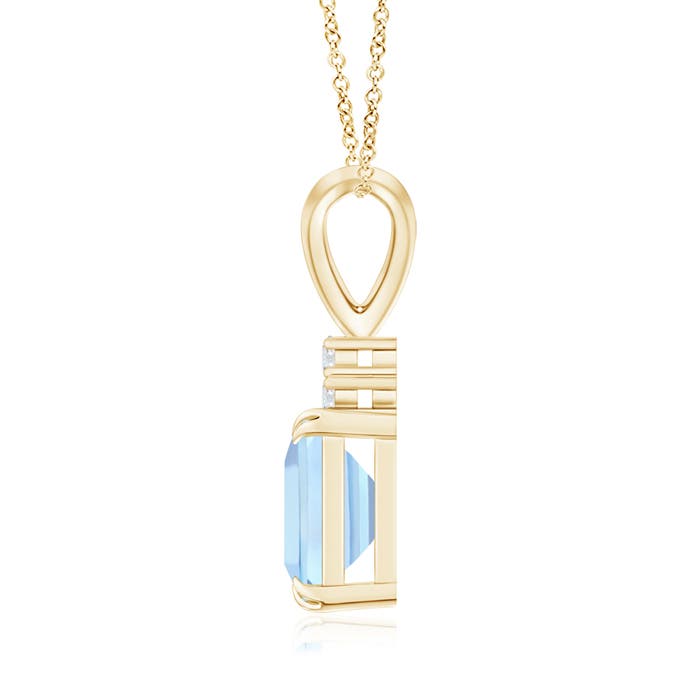 AAA - Aquamarine / 0.99 CT / 14 KT Yellow Gold