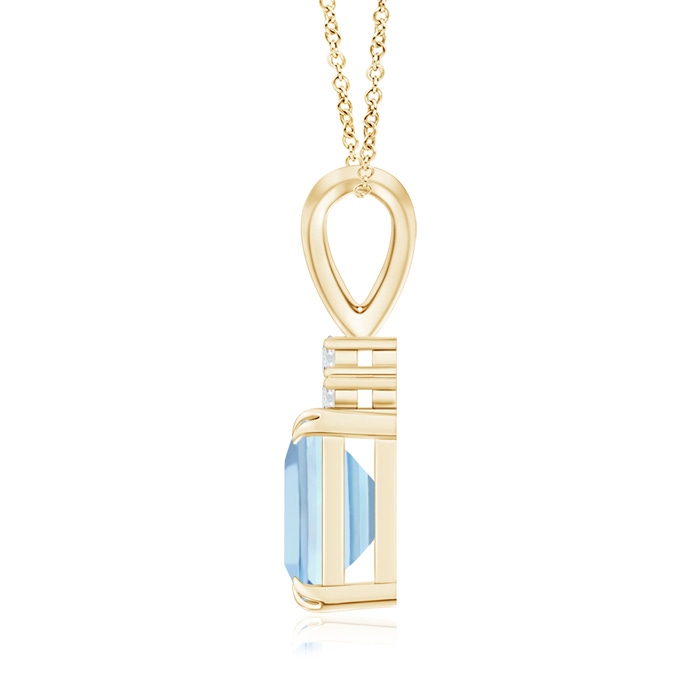 6mm AAAA V-Bale Square Aquamarine Solitaire Pendant with Diamond in Yellow Gold product image