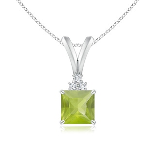 5mm AA V-Bale Square Peridot Solitaire Pendant with Diamond in White Gold