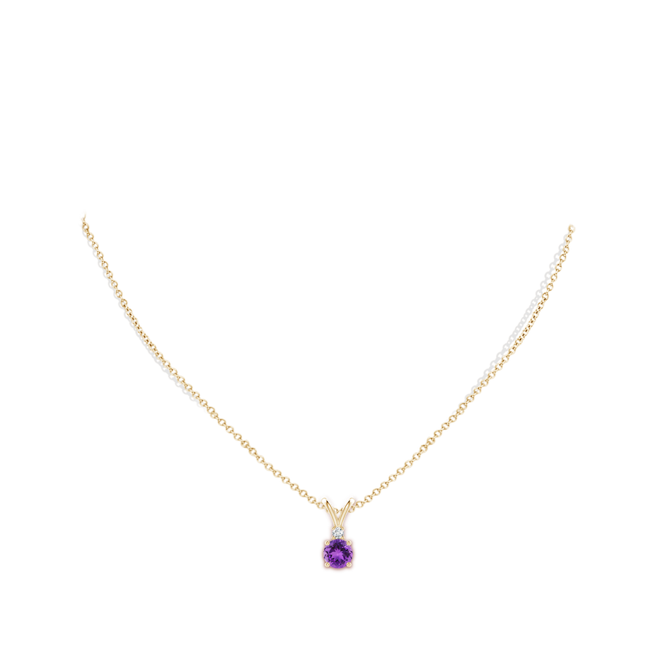 6mm AAA Round Amethyst Solitaire V-Bale Pendant with Diamond in Yellow Gold body-neck