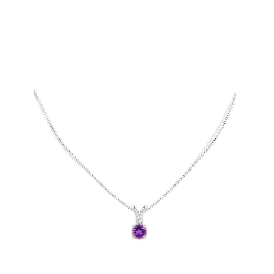 7mm AAA Round Amethyst Solitaire V-Bale Pendant with Diamond in White Gold body-neck