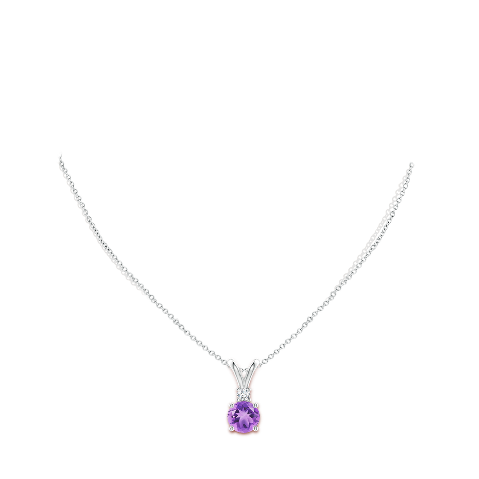 9mm A Round Amethyst Solitaire V-Bale Pendant with Diamond in P950 Platinum pen