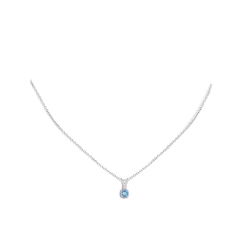 5mm AAAA Round Aquamarine Solitaire V-Bale Pendant with Diamond in S999 Silver pen