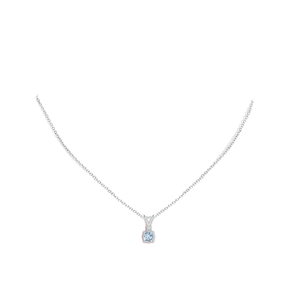6mm A Round Aquamarine Solitaire V-Bale Pendant with Diamond in S999 Silver pen