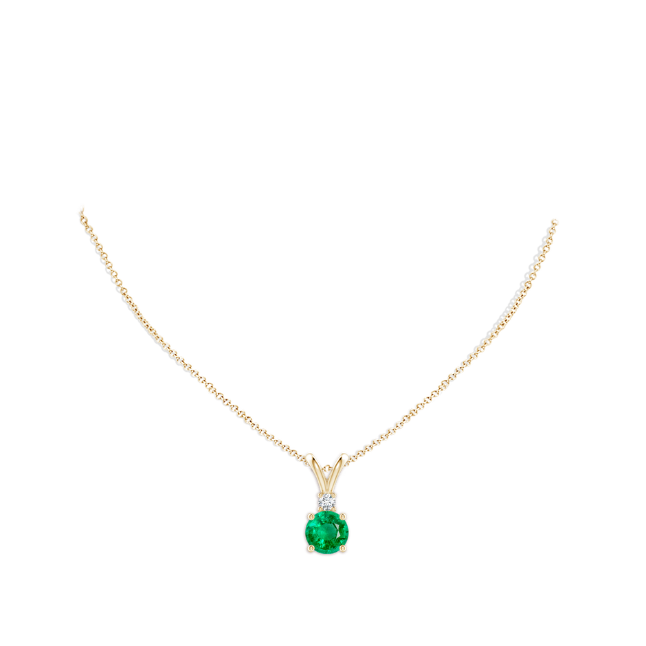 10mm AAA Round Emerald Solitaire V-Bale Pendant with Diamond in Yellow Gold pen
