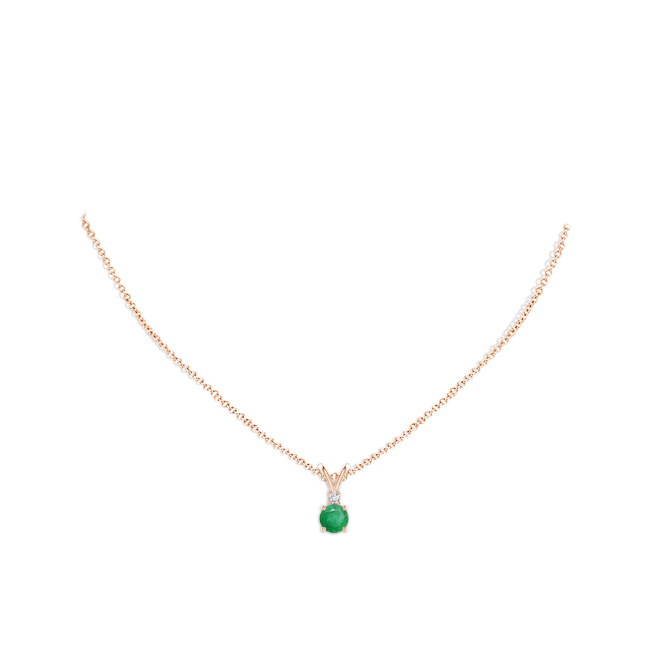6mm A Round Emerald Solitaire V-Bale Pendant with Diamond in Rose Gold pen