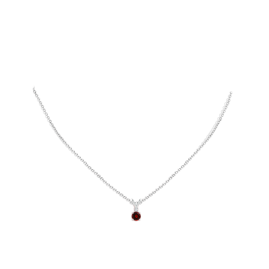 5mm AAAA Round Garnet Solitaire V-Bale Pendant with Diamond in S999 Silver pen