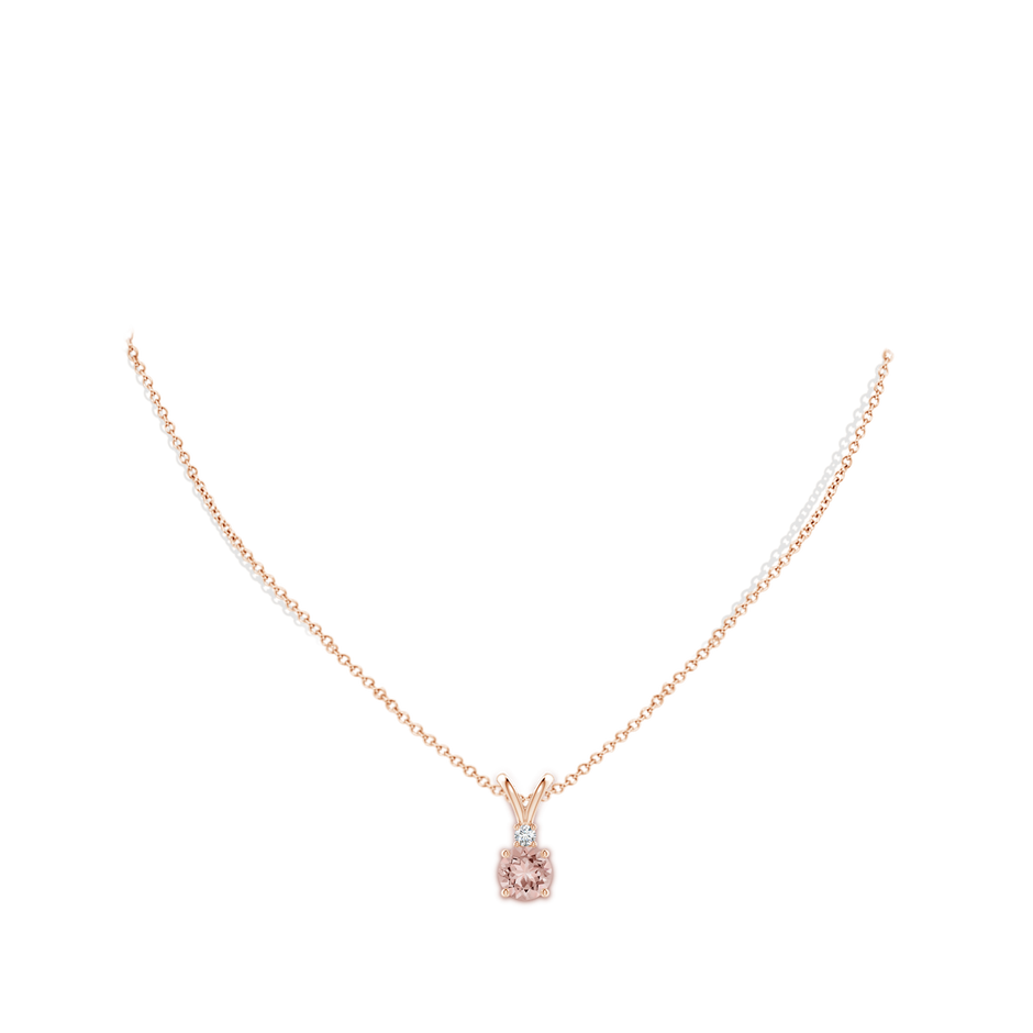 7mm AAAA Round Morganite Solitaire V-Bale Pendant with Diamond in Rose Gold body-neck