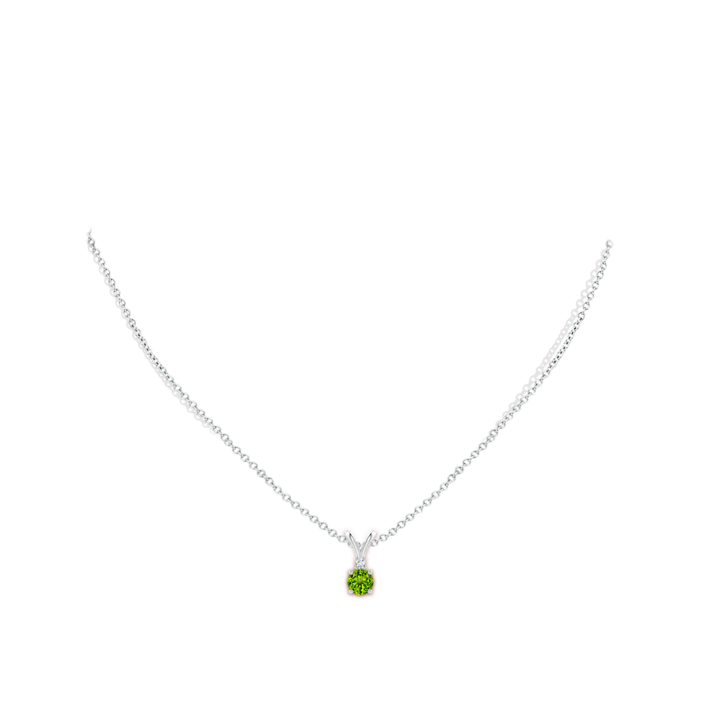 5mm AAAA Round Peridot Solitaire V-Bale Pendant with Diamond in P950 Platinum Body-Neck