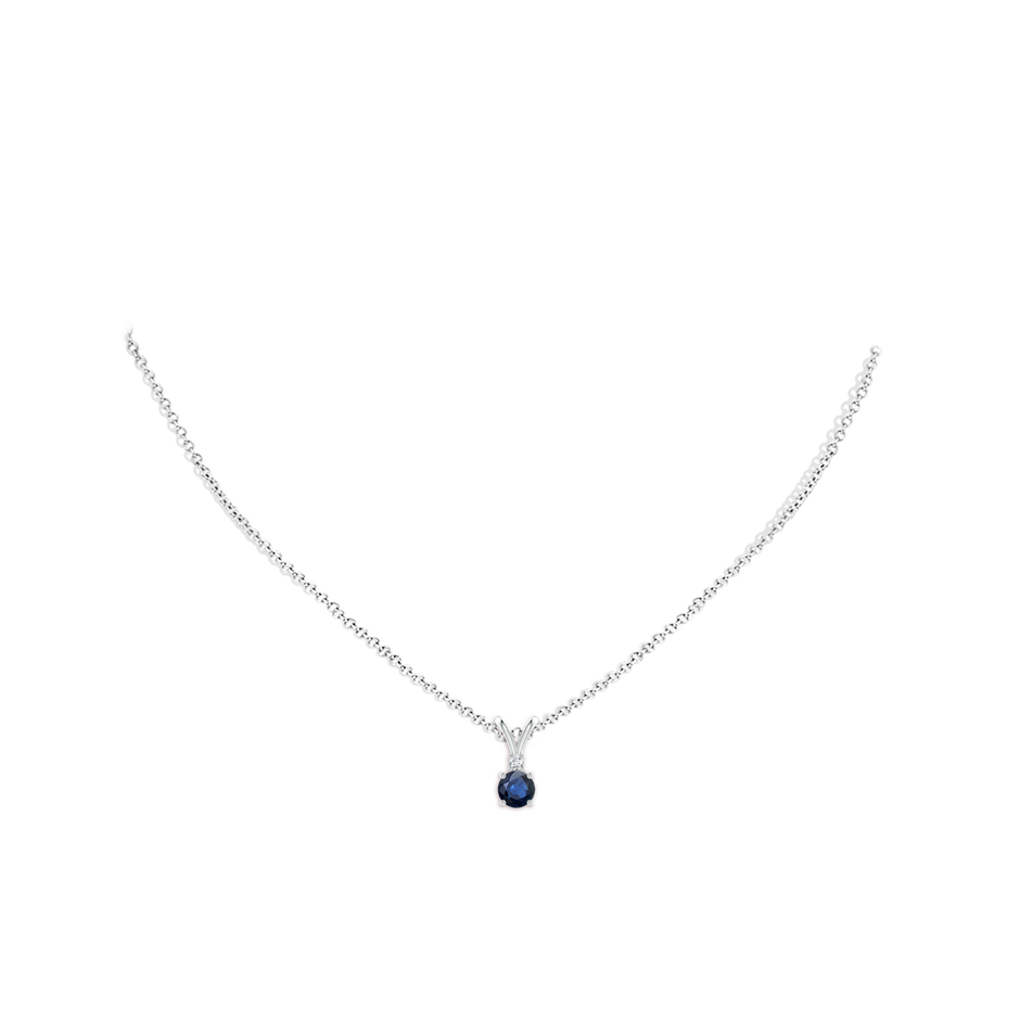 5mm AA Round Blue Sapphire Solitaire V-Bale Pendant with Diamond in S999 Silver pen