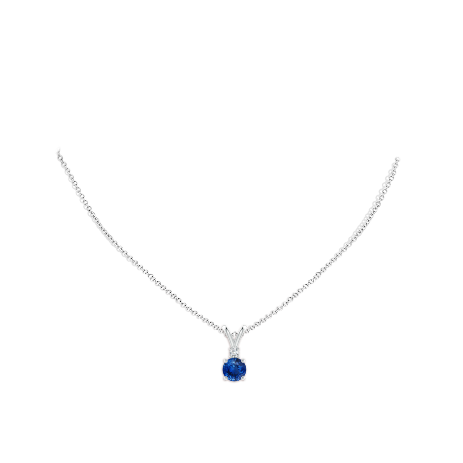 7mm AAA Round Blue Sapphire Solitaire V-Bale Pendant with Diamond in White Gold pen