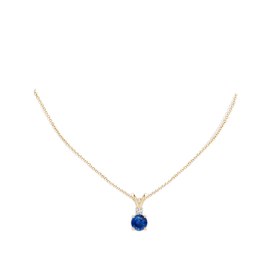 8mm AAA Round Blue Sapphire Solitaire V-Bale Pendant with Diamond in Yellow Gold pen