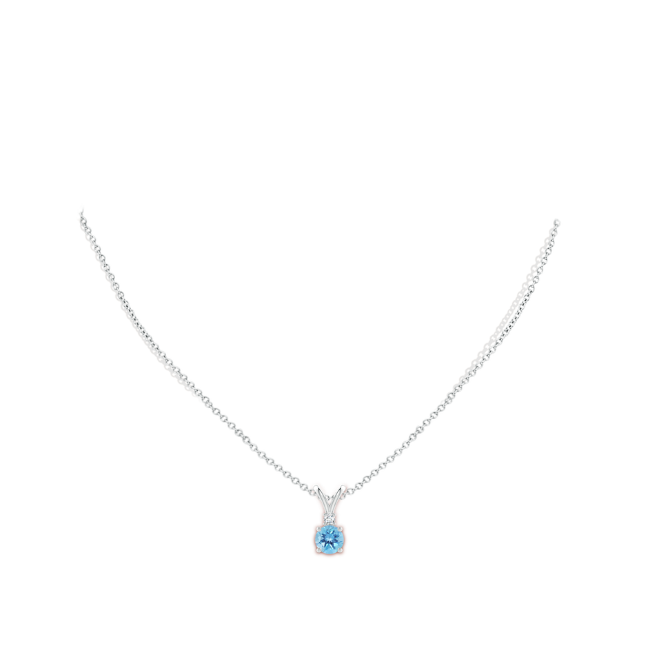 6mm A Round Swiss Blue Topaz Solitaire V-Bale Pendant with Diamond in P950 Platinum pen