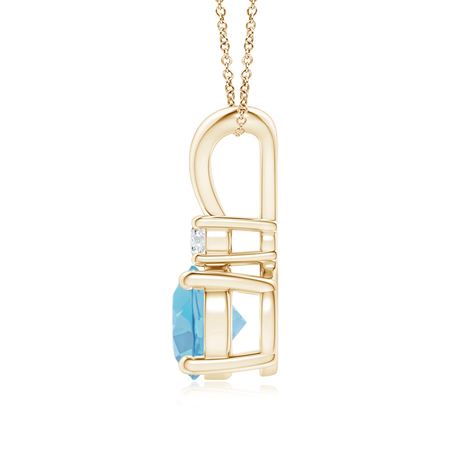 7mm A Round Swiss Blue Topaz Solitaire V-Bale Pendant with Diamond in Yellow Gold side 199