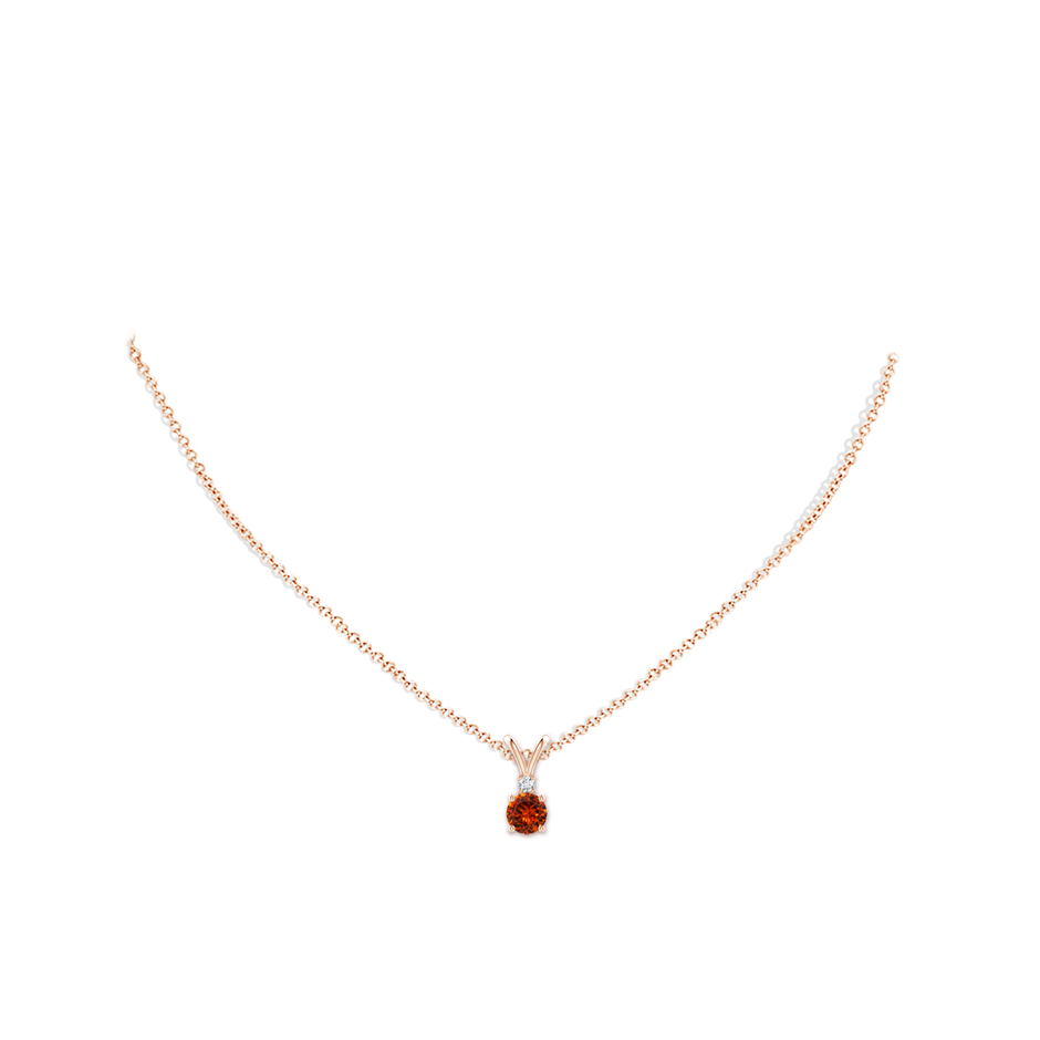 6mm AAAA Round Spessartite Solitaire V-Bale Pendant with Diamond in Rose Gold pen