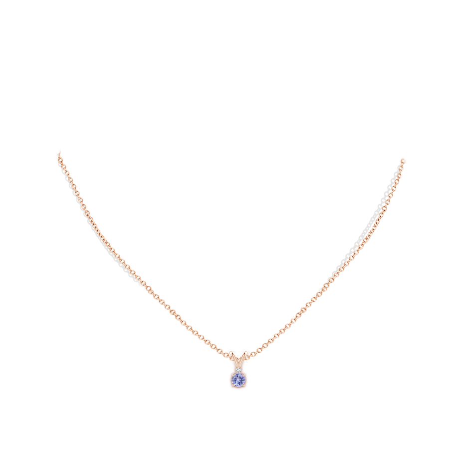 4mm AA Round Tanzanite Solitaire V-Bale Pendant with Diamond in Rose Gold pen