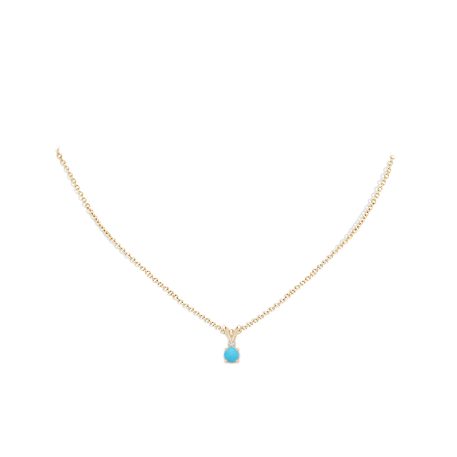 5mm AA Round Turquoise Solitaire V-Bale Pendant with Diamond in Yellow Gold pen