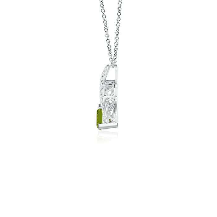 AAA - Peridot / 0.24 CT / 14 KT White Gold