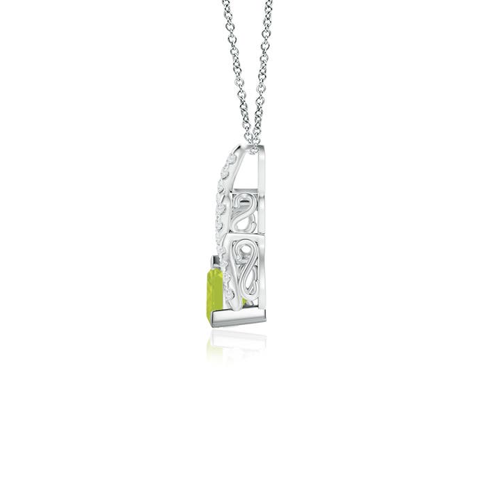 A - Peridot / 0.6 CT / 14 KT White Gold