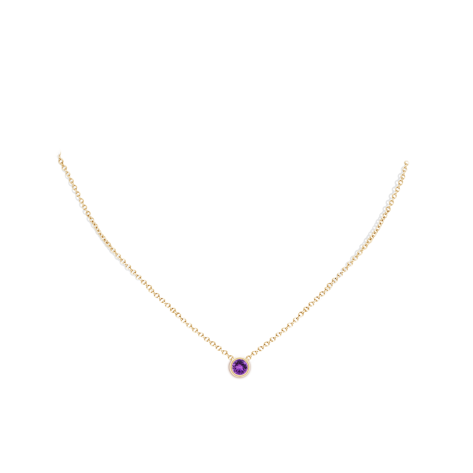 5mm AAA Bezel-Set Round Amethyst Solitaire Pendant in Yellow Gold pen