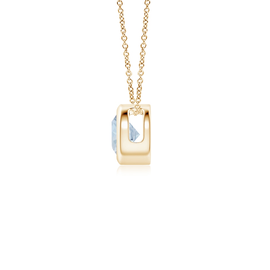 4mm A Bezel-Set Round Aquamarine Solitaire Pendant in Yellow Gold side 199