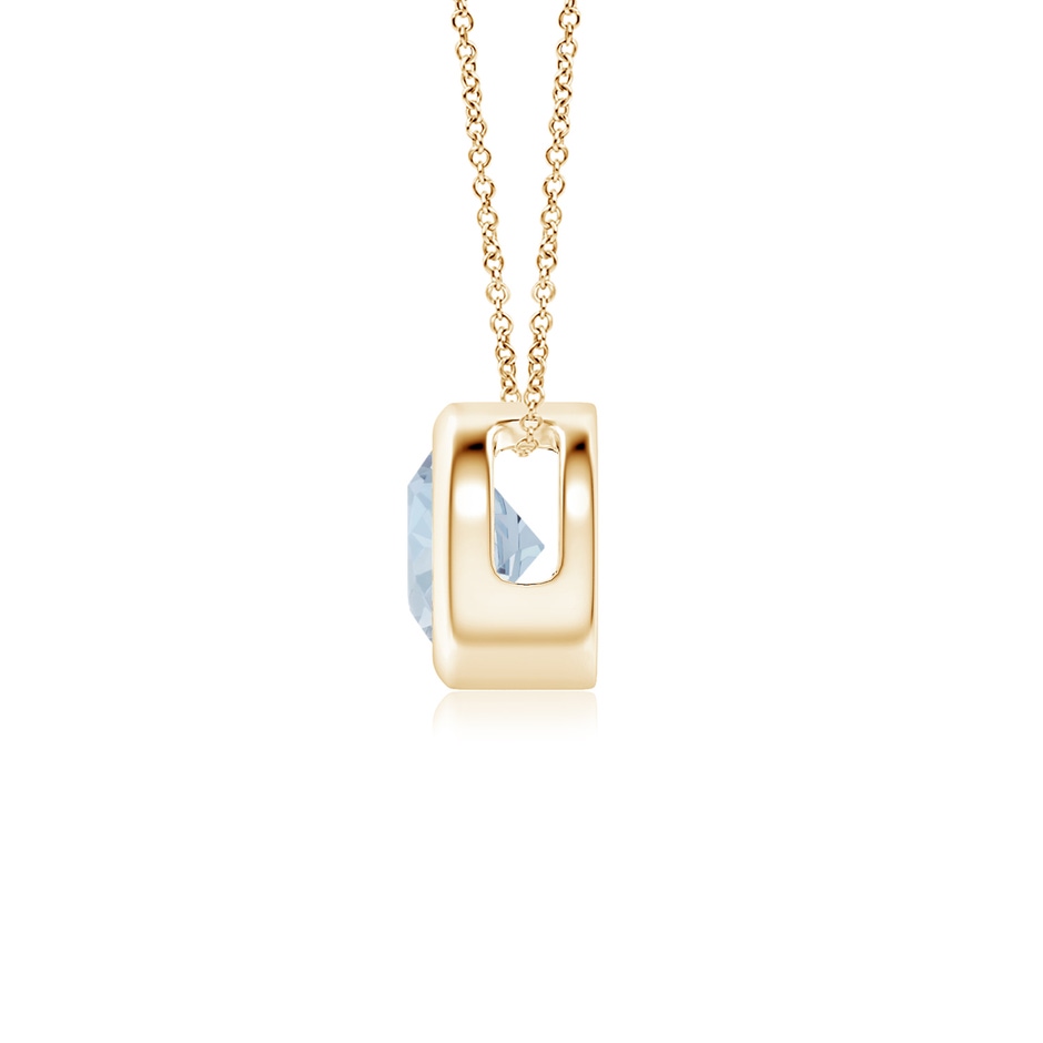 5mm A Bezel-Set Round Aquamarine Solitaire Pendant in Yellow Gold side 199