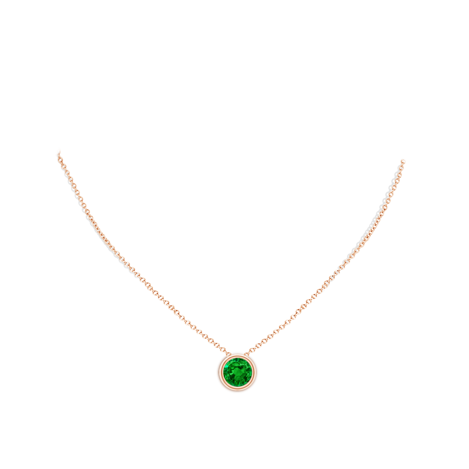 10mm AAAA Bezel-Set Round Emerald Solitaire Pendant in Rose Gold pen