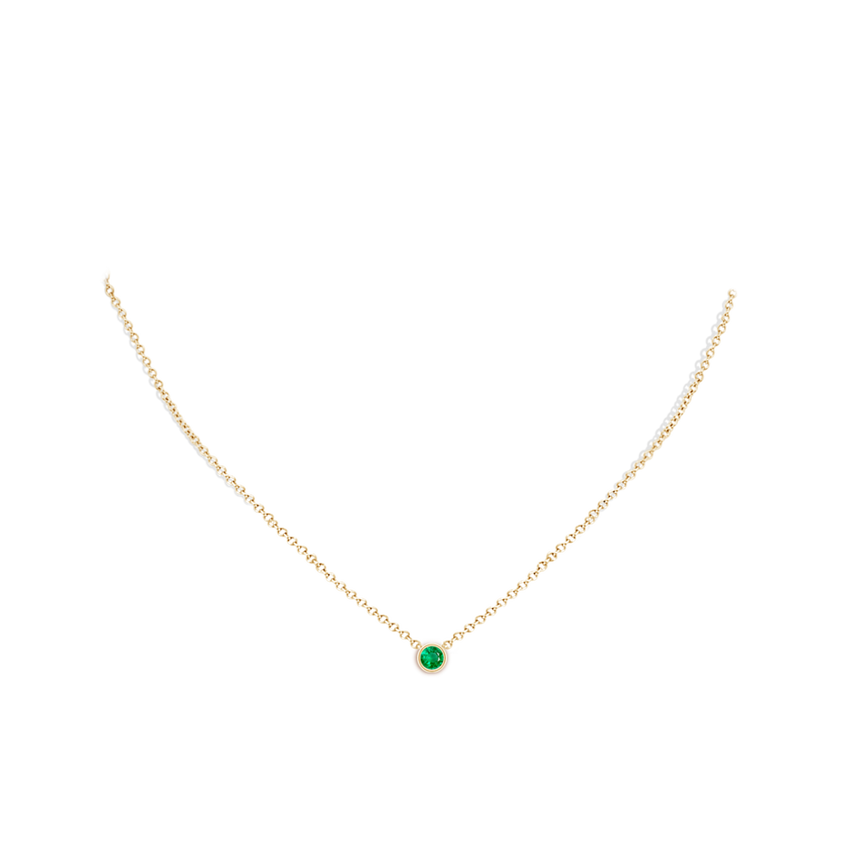 4mm AAA Bezel-Set Round Emerald Solitaire Pendant in Yellow Gold pen