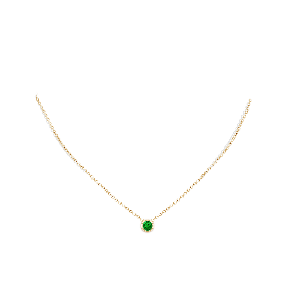 5mm AAAA Bezel-Set Round Emerald Solitaire Pendant in Yellow Gold pen