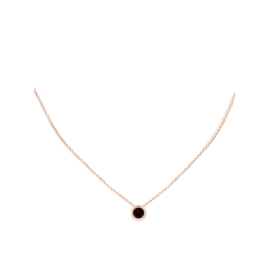 6mm A Bezel-Set Round Garnet Solitaire Pendant in Rose Gold pen