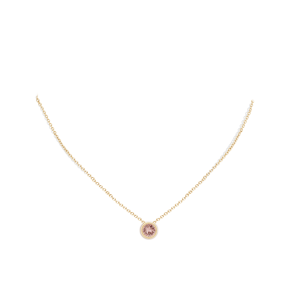 7mm AAAA Bezel-Set Round Morganite Solitaire Pendant in Yellow Gold pen