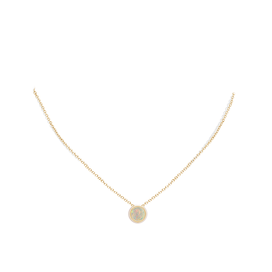 8mm AAAA Bezel-Set Round Opal Solitaire Pendant in Yellow Gold pen