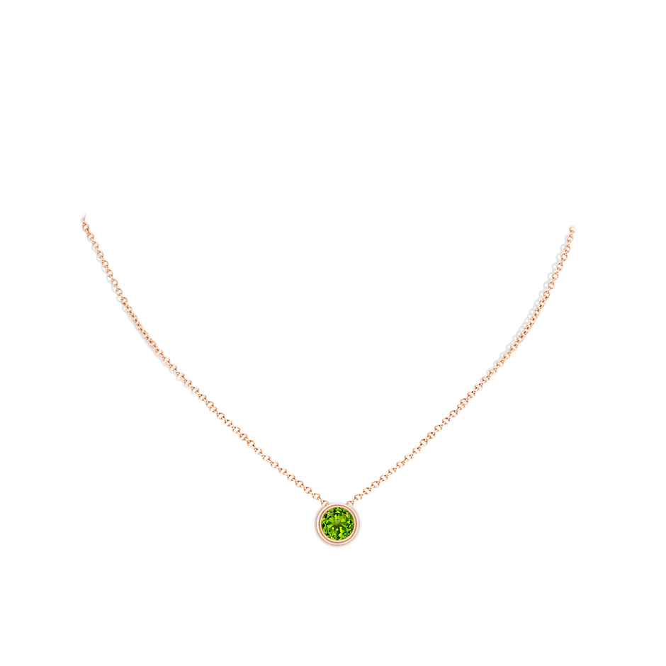 8mm AAAA Bezel-Set Round Peridot Solitaire Pendant in 18K Rose Gold pen