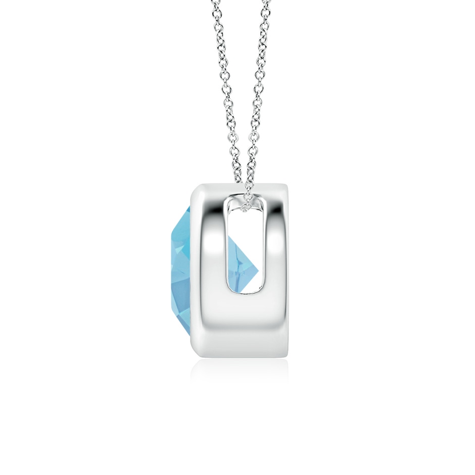 7mm A Bezel-Set Round Swiss Blue Topaz Solitaire Pendant in P950 Platinum side 199