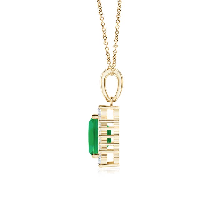 AA - Emerald / 0.67 CT / 14 KT Yellow Gold