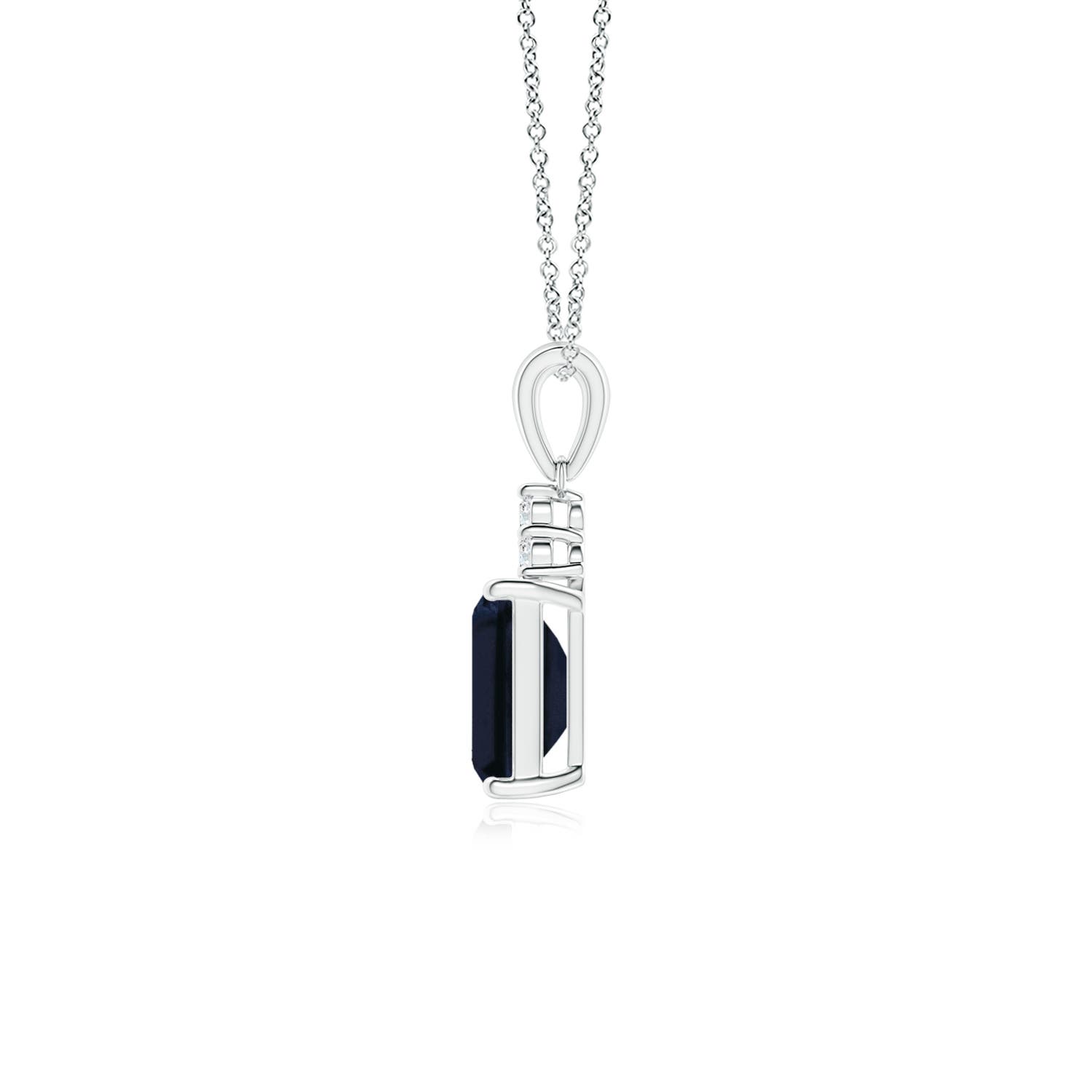 A - Blue Sapphire / 1.09 CT / 14 KT White Gold