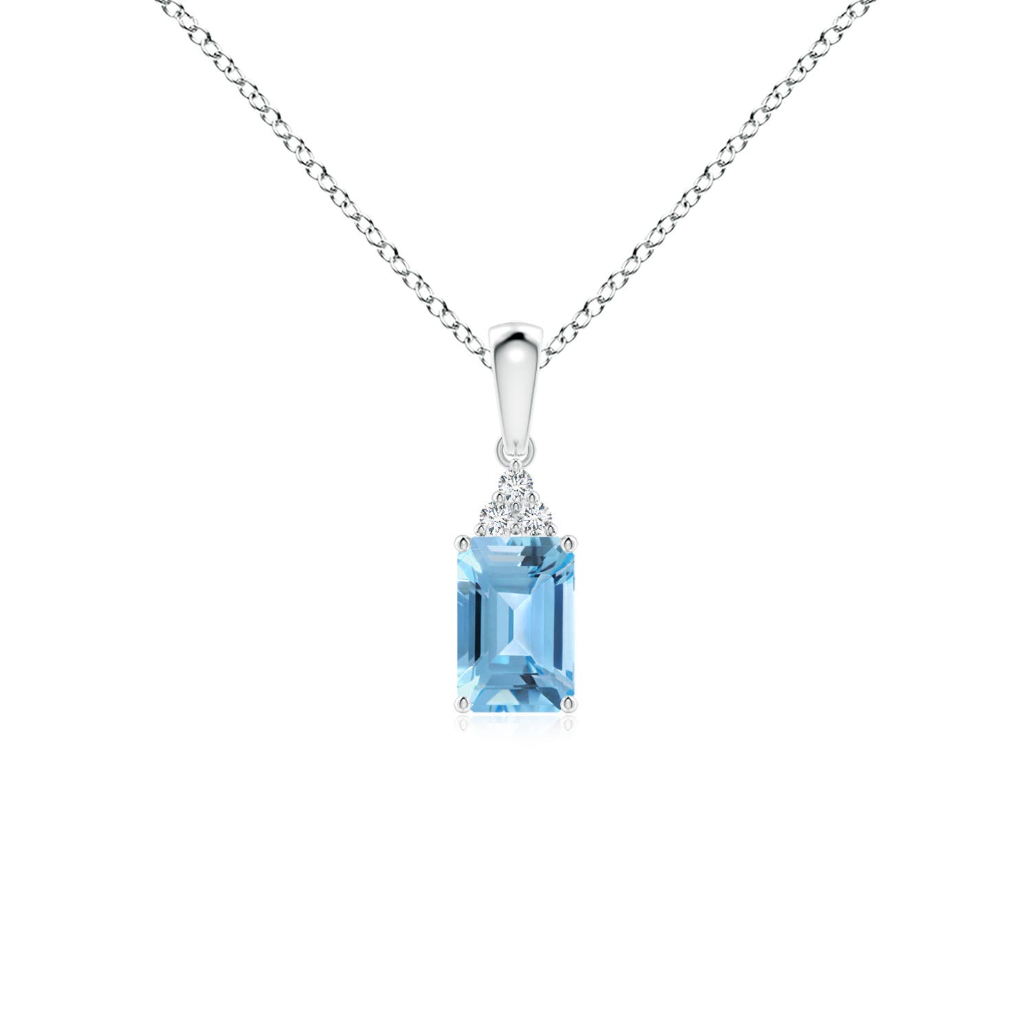 A - Swiss Blue Topaz / 0.67 CT / 14 KT White Gold