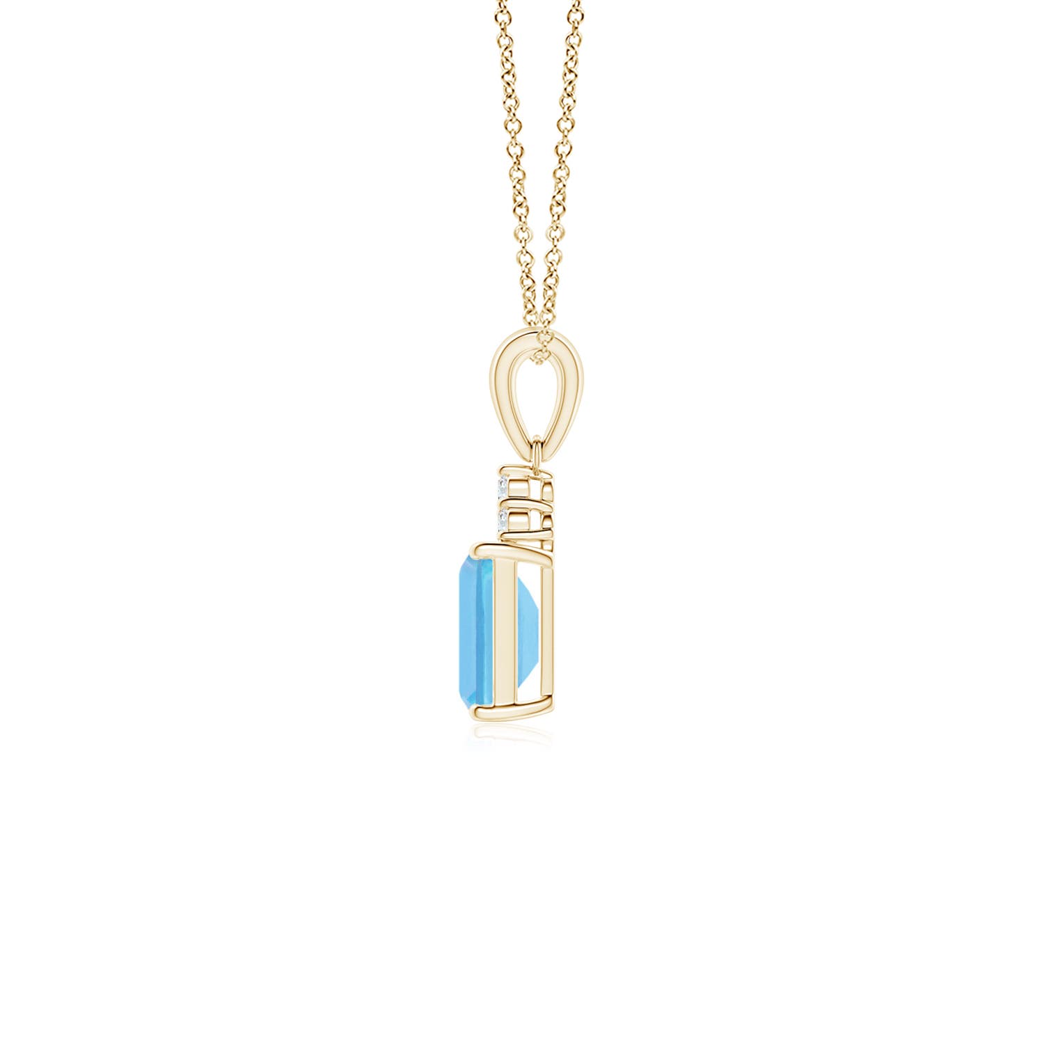 A - Swiss Blue Topaz / 0.67 CT / 14 KT Yellow Gold