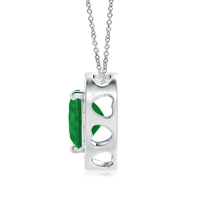 A - Emerald / 0.74 CT / 14 KT White Gold