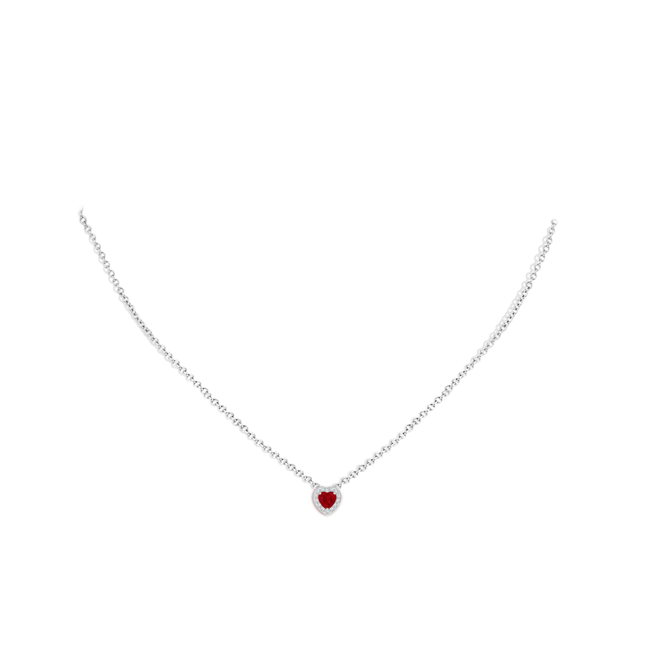 4mm AAA Heart-Shaped Ruby Pendant with Diamond Halo in P950 Platinum pen