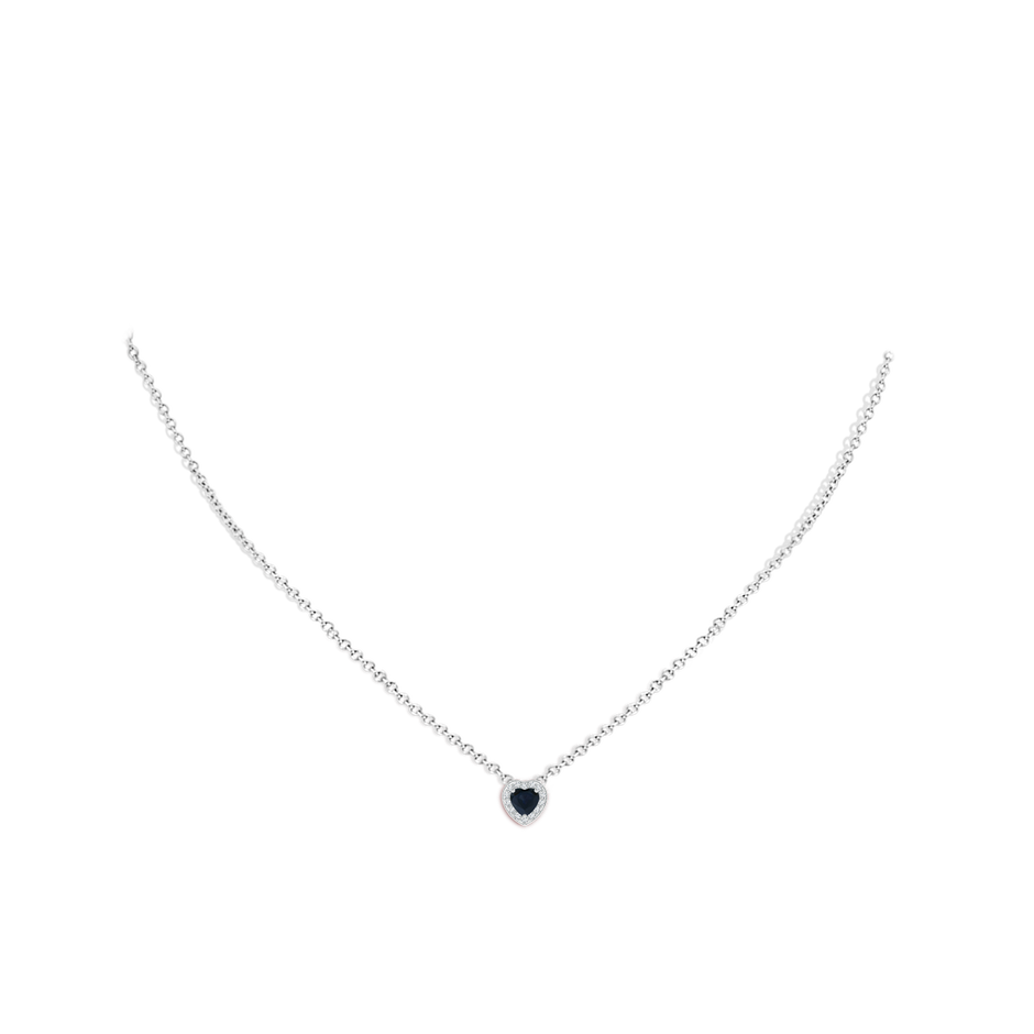 4mm A Heart-Shaped Blue Sapphire Pendant with Diamond Halo in P950 Platinum pen
