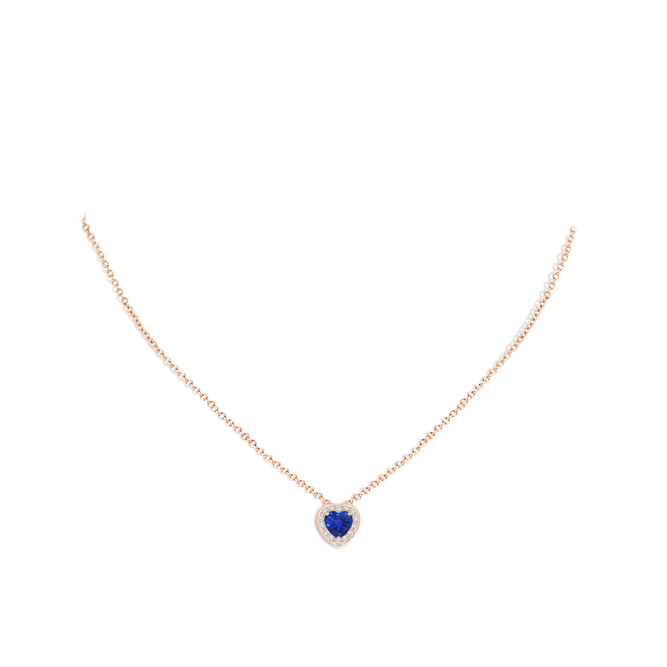 6mm AAA Heart-Shaped Blue Sapphire Pendant with Diamond Halo in Rose Gold pen