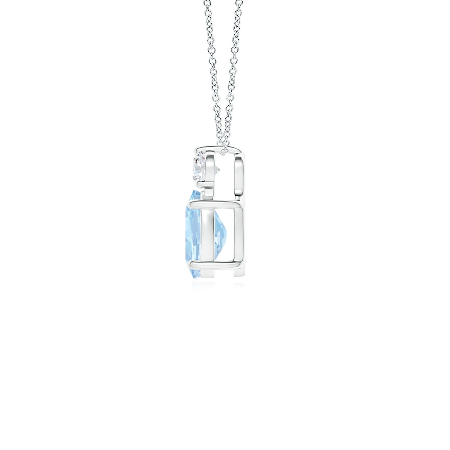 AA - Aquamarine / 0.71 CT / 14 KT White Gold