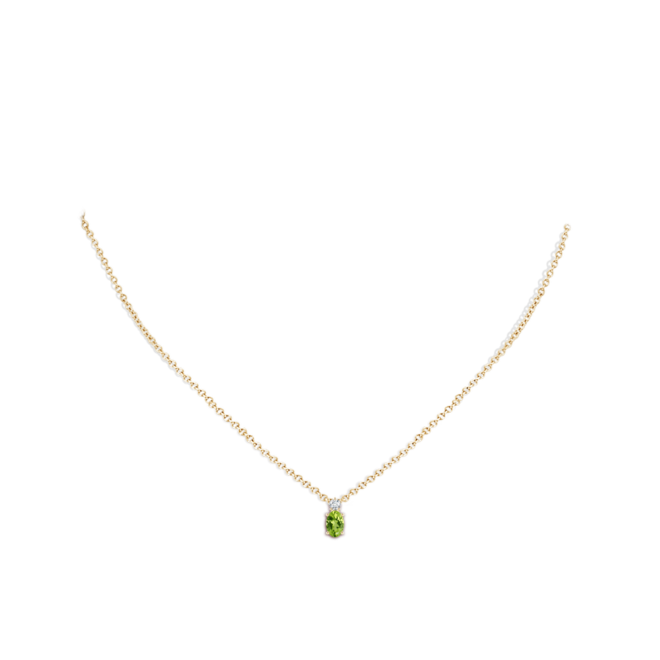 6x4mm AAA Oval Peridot Solitaire Pendant with Diamond in Yellow Gold pen