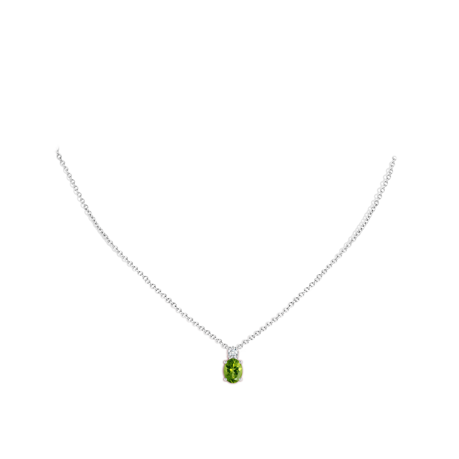 8x6mm AAAA Oval Peridot Solitaire Pendant with Diamond in P950 Platinum pen