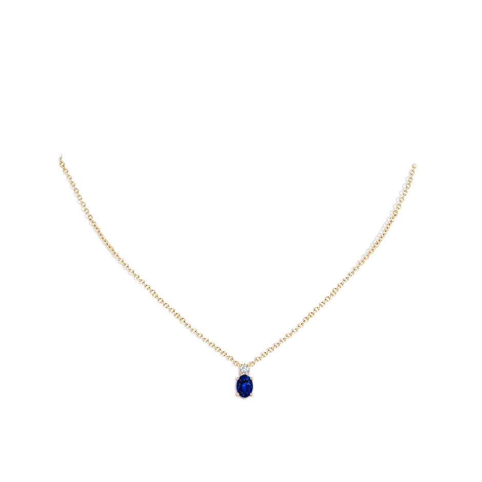 7x5mm AAAA Oval Sapphire Solitaire Pendant with Diamond in Yellow Gold pen