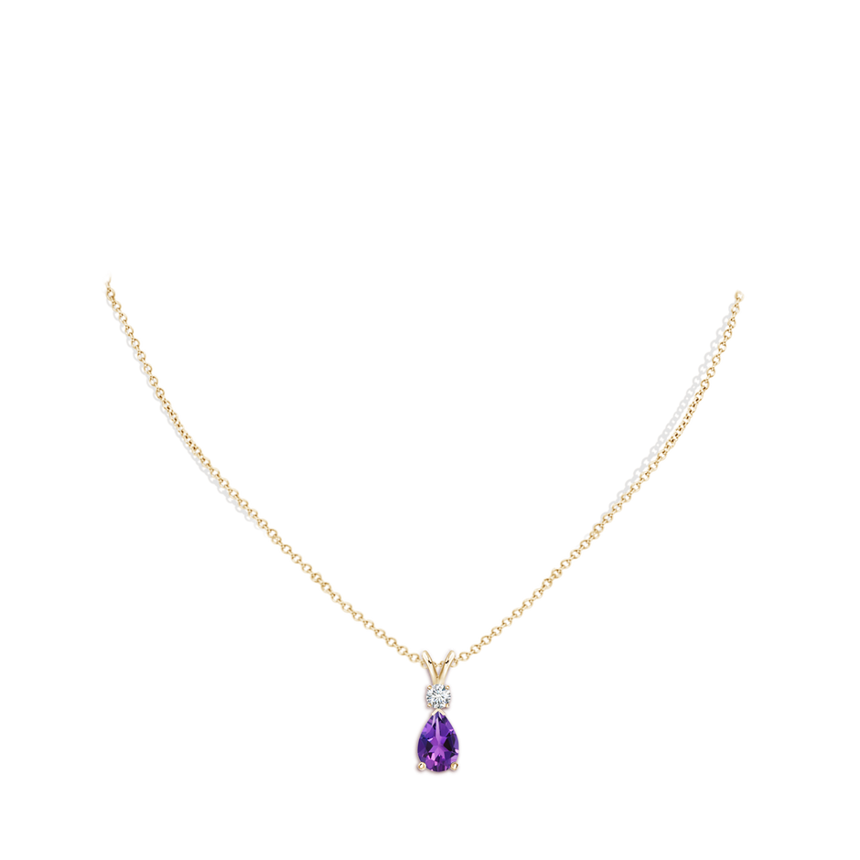 10x7mm AAAA Amethyst Teardrop Pendant with Diamond in Yellow Gold pen