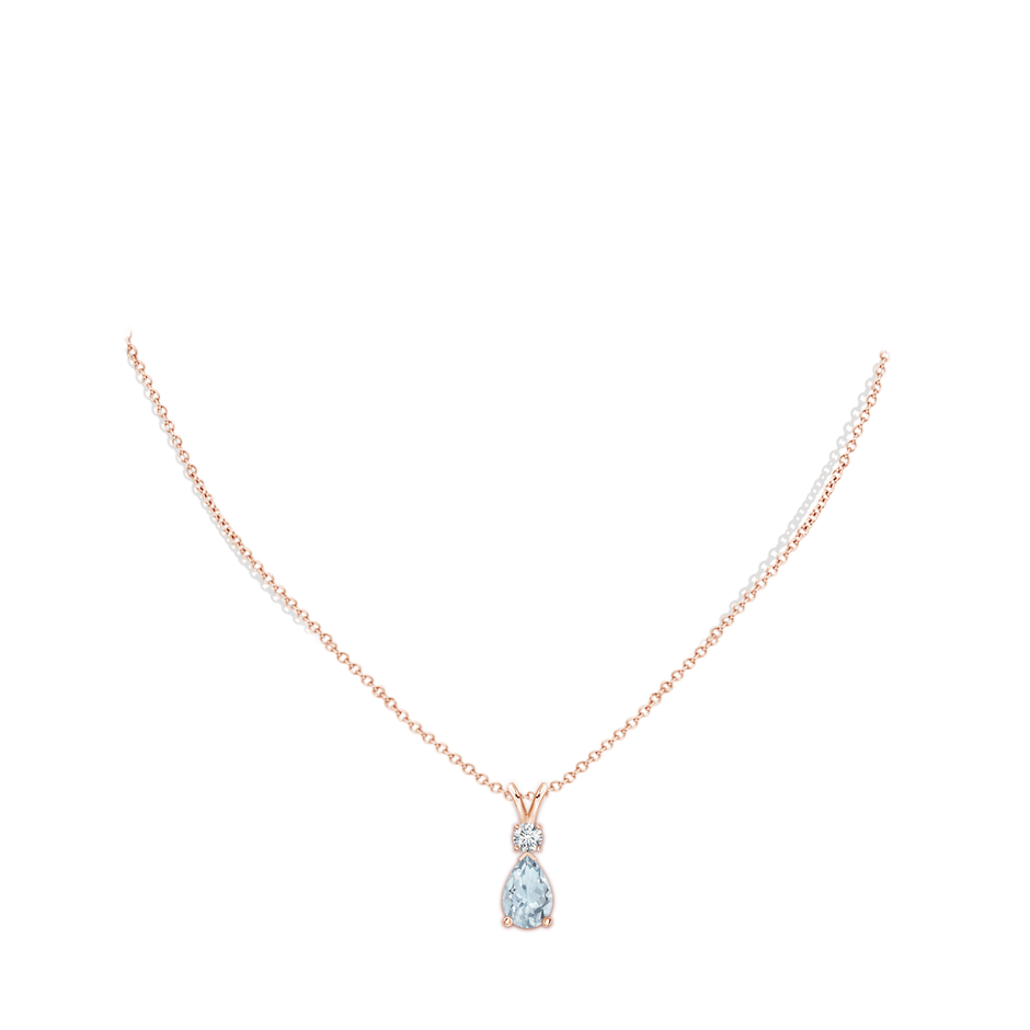 10x7mm A Aquamarine Teardrop Pendant with Diamond in 18K Rose Gold pen