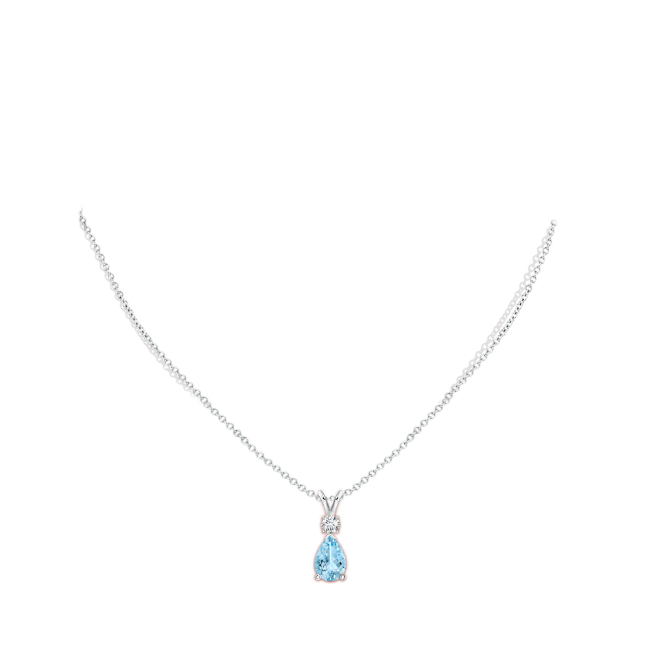 10x7mm AAAA Aquamarine Teardrop Pendant with Diamond in S999 Silver pen